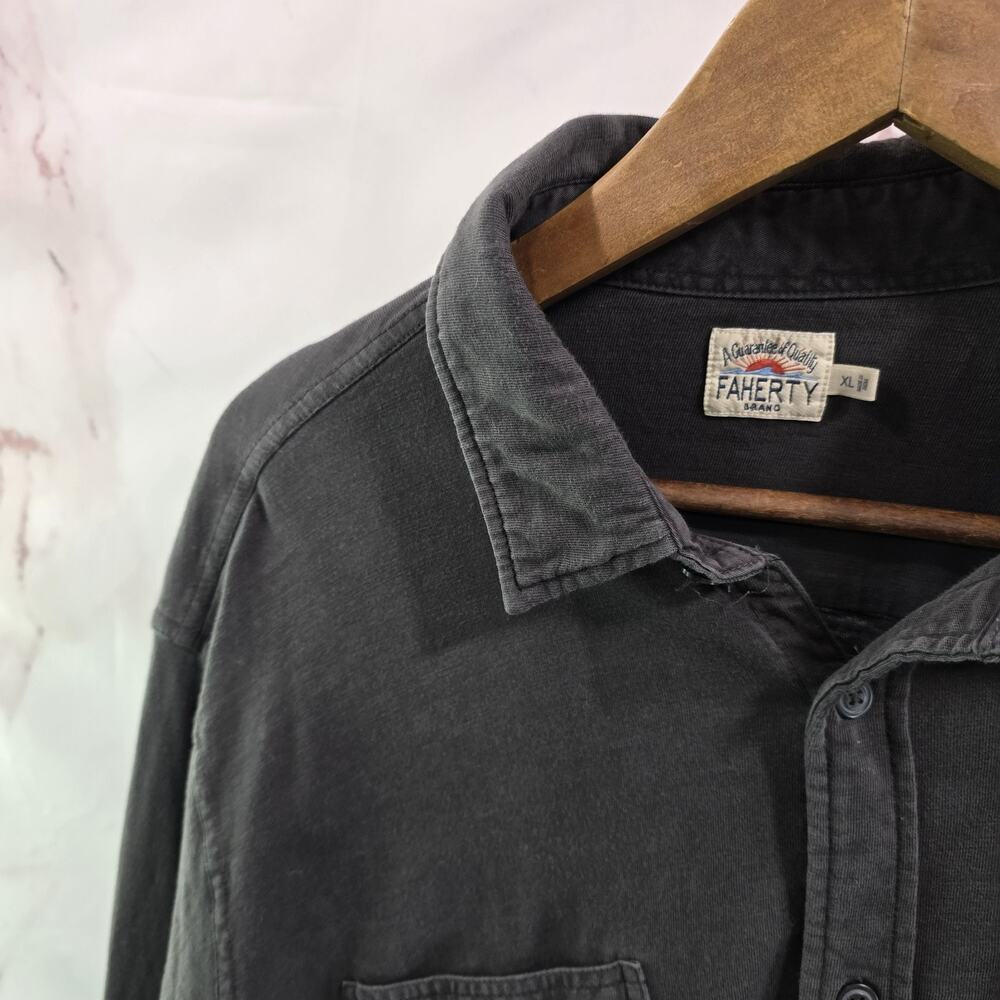 Faherty Shirt Mens XL Button Up Long Sleeve Organic Washed Black Sunwashed Gray - Picture 2 of 12